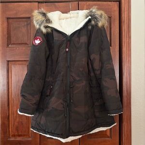 Canada Weather Gear Women's Brown Camouflage Puffer Jacket